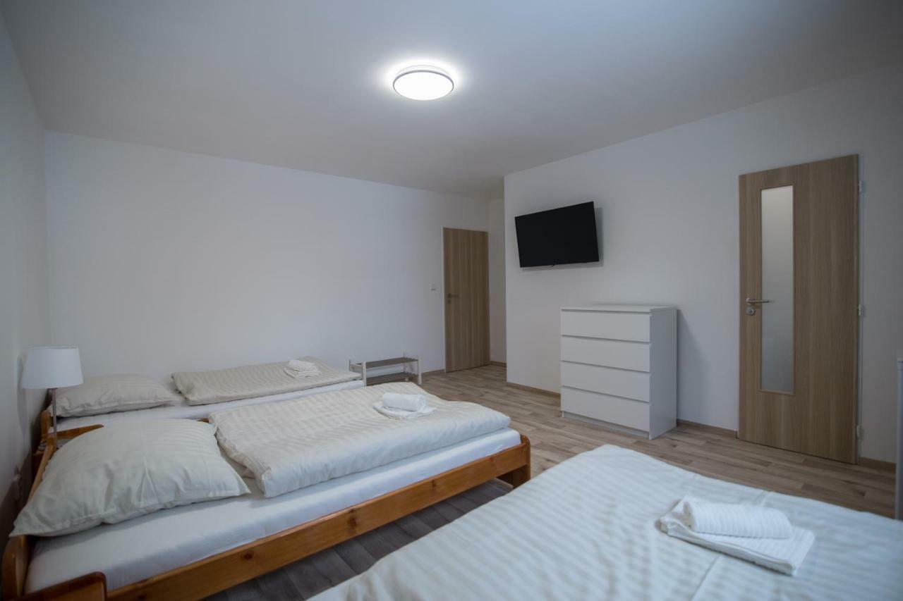 Apartment Sarka Hostka  Exteriör bild